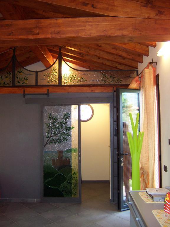 Caise Villa Castelnuovo Magra Szoba fotó